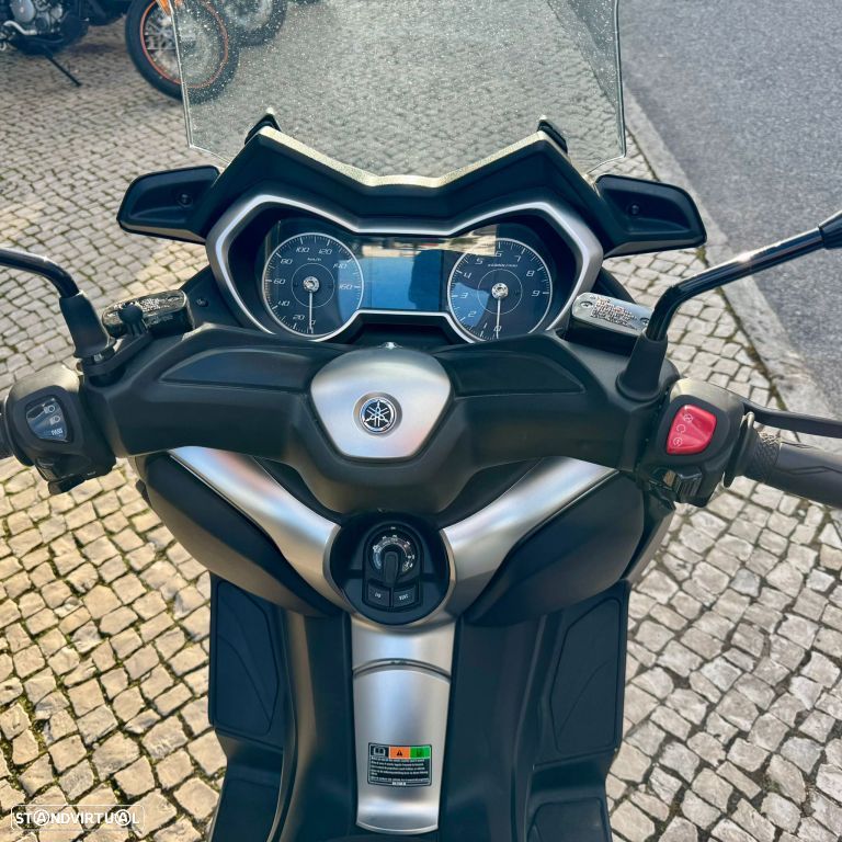 Yamaha X-Max 300 - 14