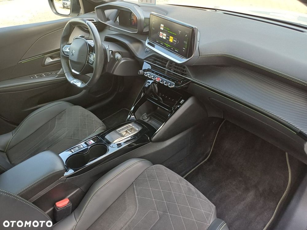 Peugeot 208 1.2 PureTech GT Pack S&S EAT8 - 15