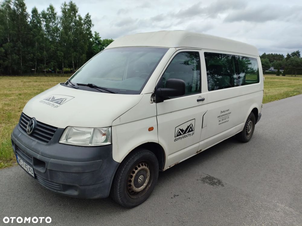 Volkswagen Transporter - 1