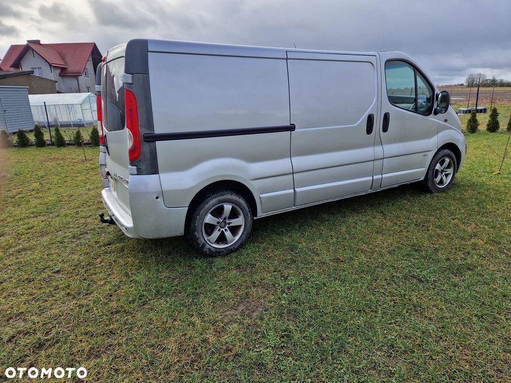 Opel VIVARO - 1