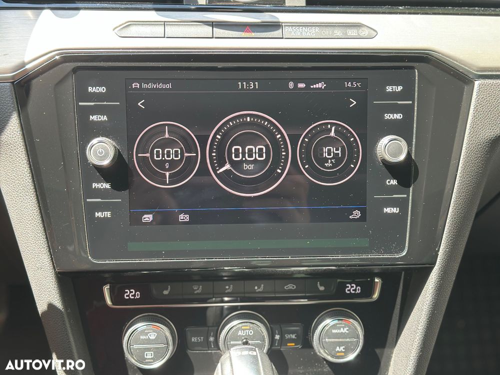 Volkswagen Passat - 29
