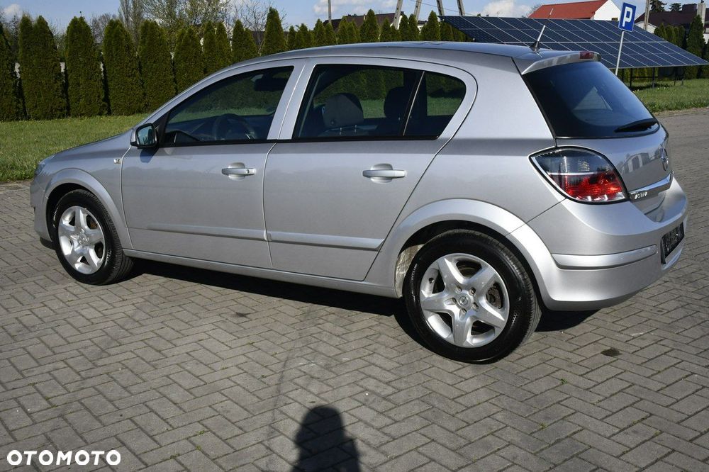 Opel Astra - 10