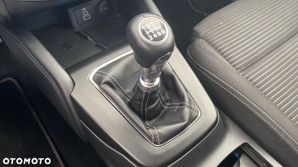 Ford Focus 1.0 EcoBoost mHEV Titanium X - 19
