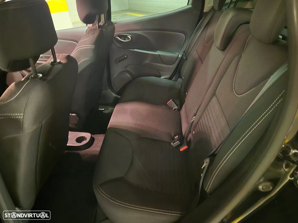 Renault Clio 0.9 TCE Limited - 30