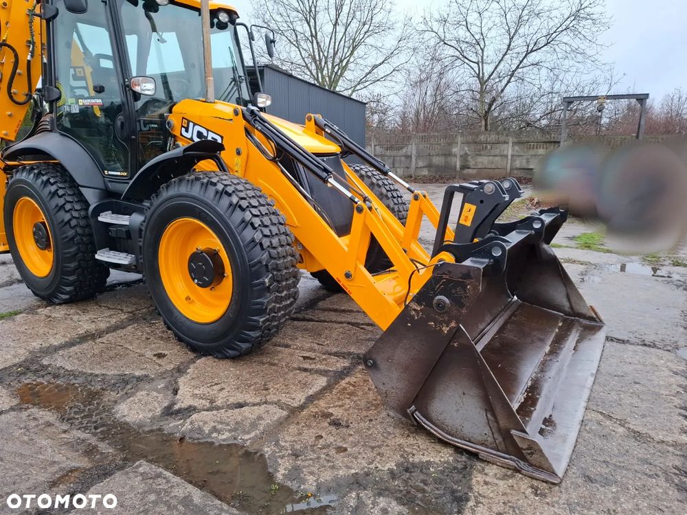 JCB 4CX - 31