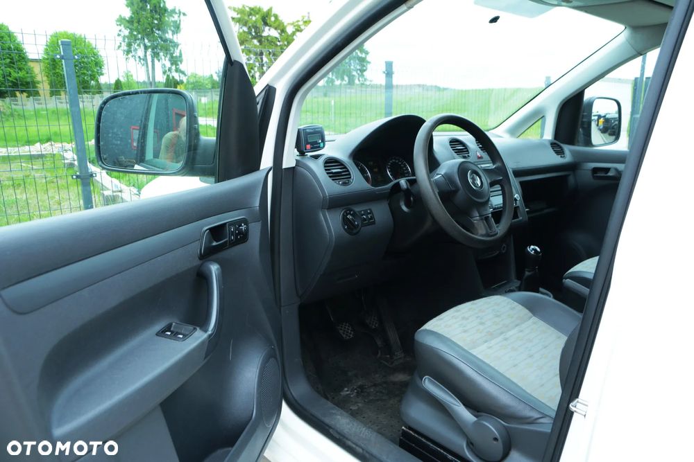 Volkswagen Caddy MAXI - 11