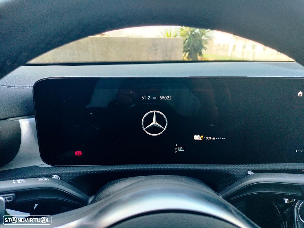 Mercedes-Benz CLA 250 e Shooting Brake AMG Line - 10