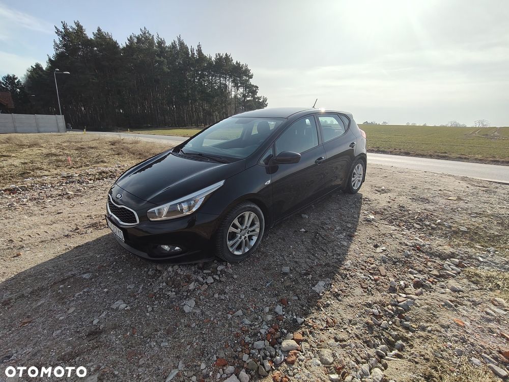 Kia Ceed - 4