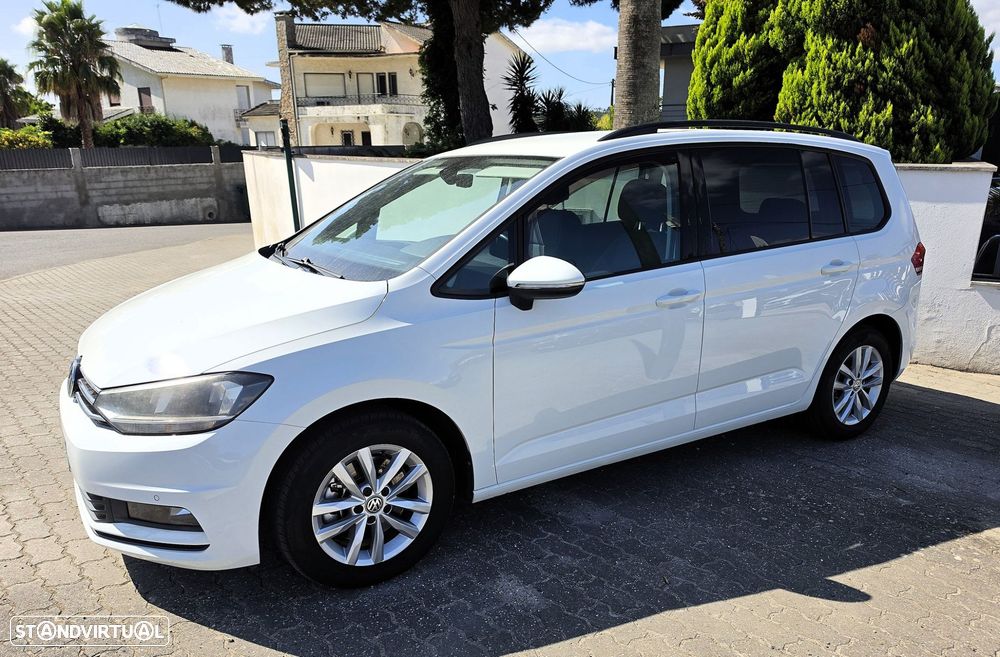 VW Touran 1.6 TDI Confortline - 6