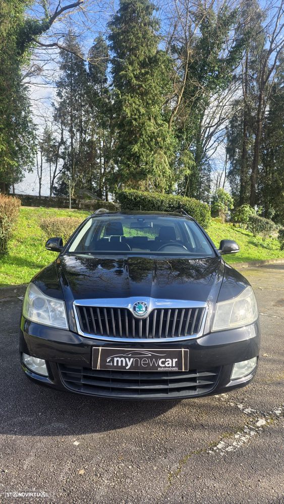 Skoda Octavia Break 1.6 TDi Ambiente - 2