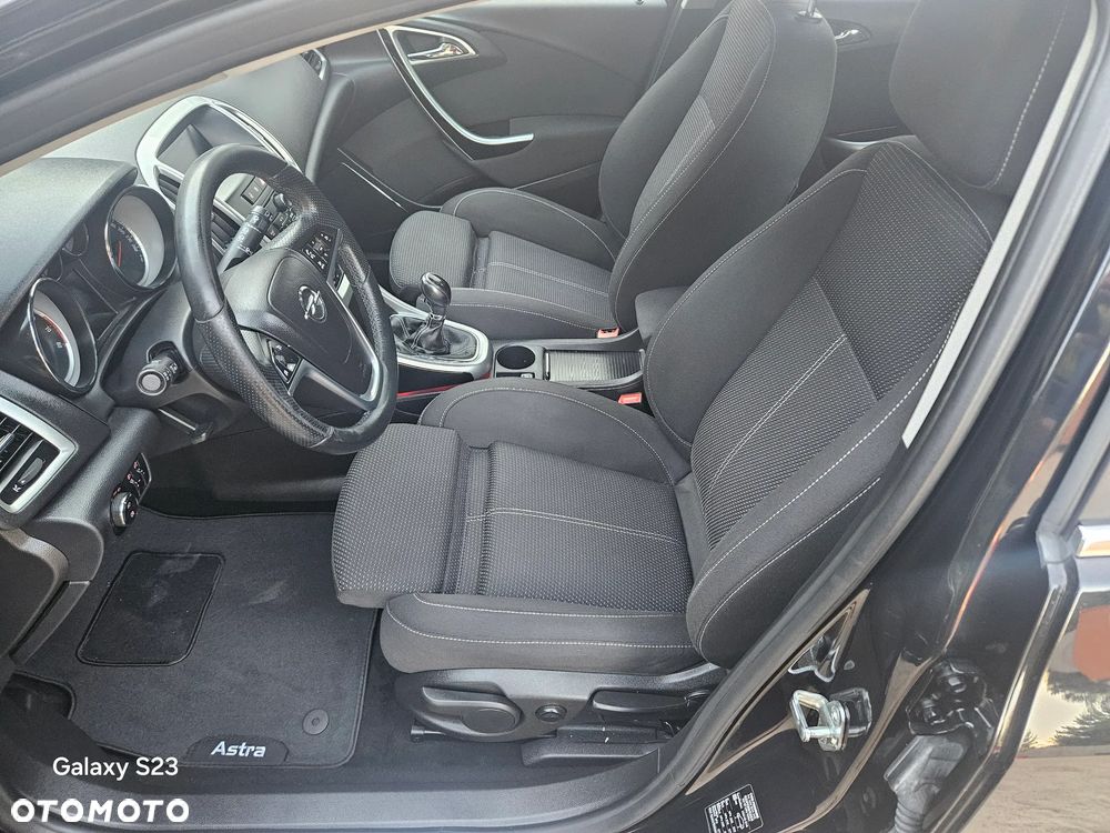 Opel Astra 1.4 Turbo Edition - 11