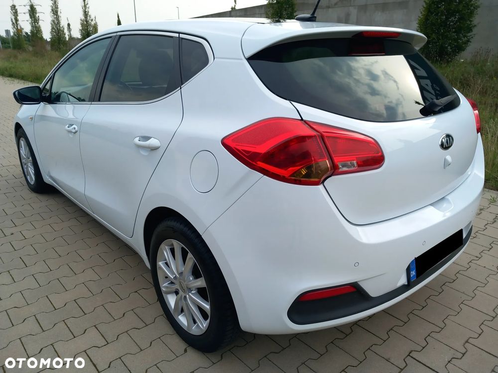 Kia Ceed Cee'd 1.6 CRDi L - 4