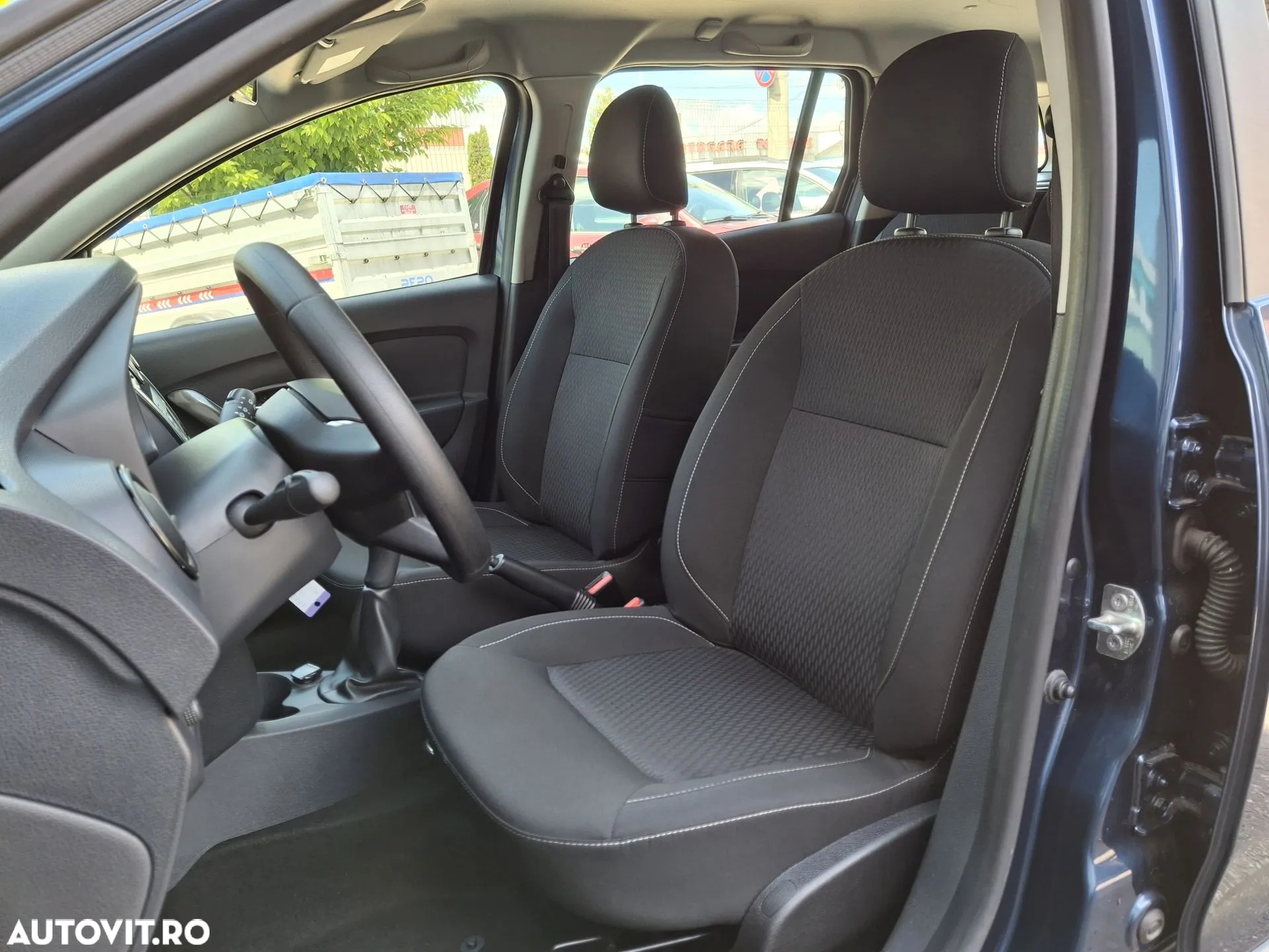 Dacia Logan MCV SCe 75 Ambiance - 9