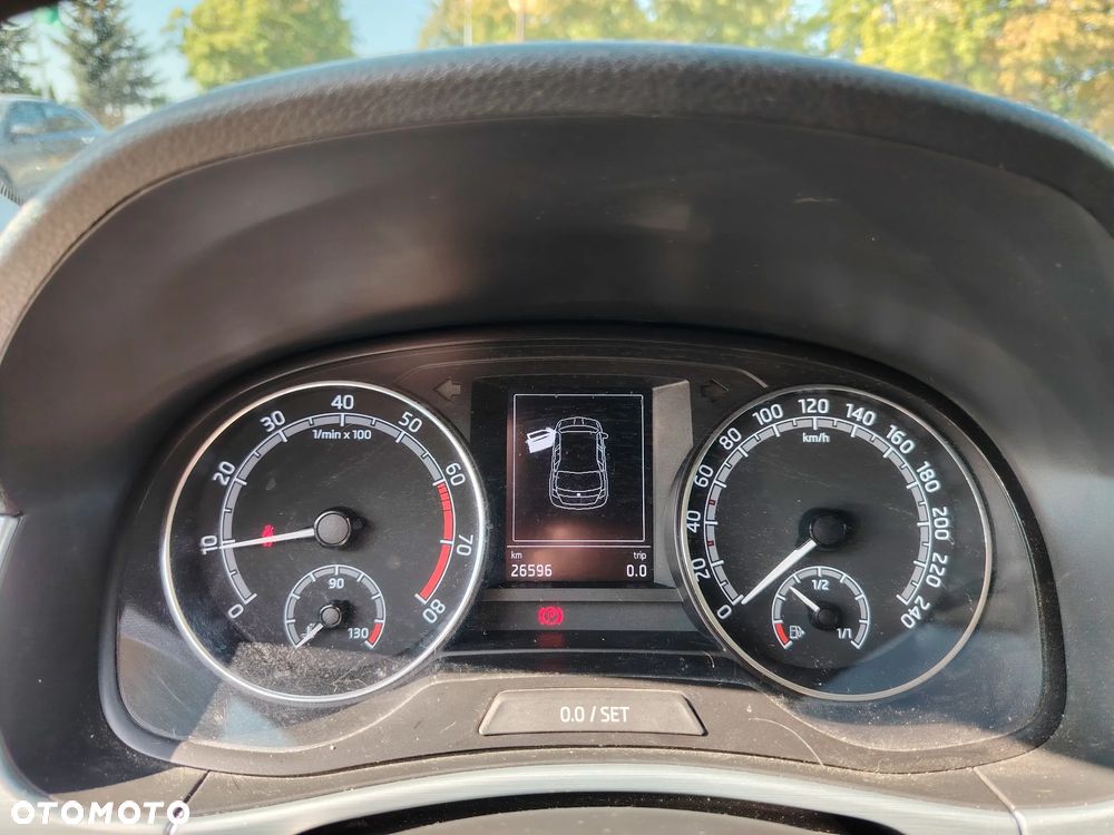 Skoda Fabia 1.0 TSI Ambition - 8