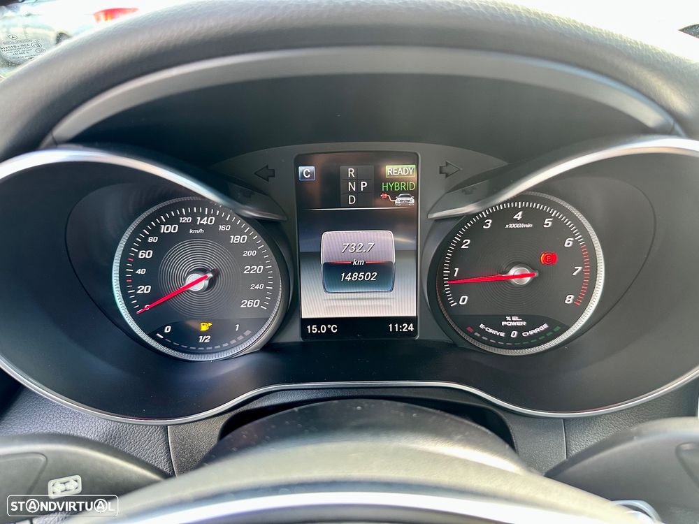 Mercedes-Benz GLC 300 e Coupe 4Matic 9G-TRONIC AMG Line - 27