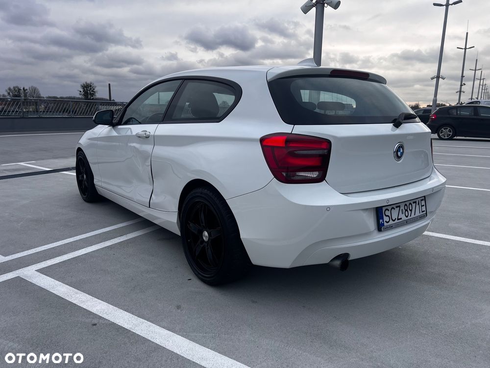 BMW Seria 1 114i - 7