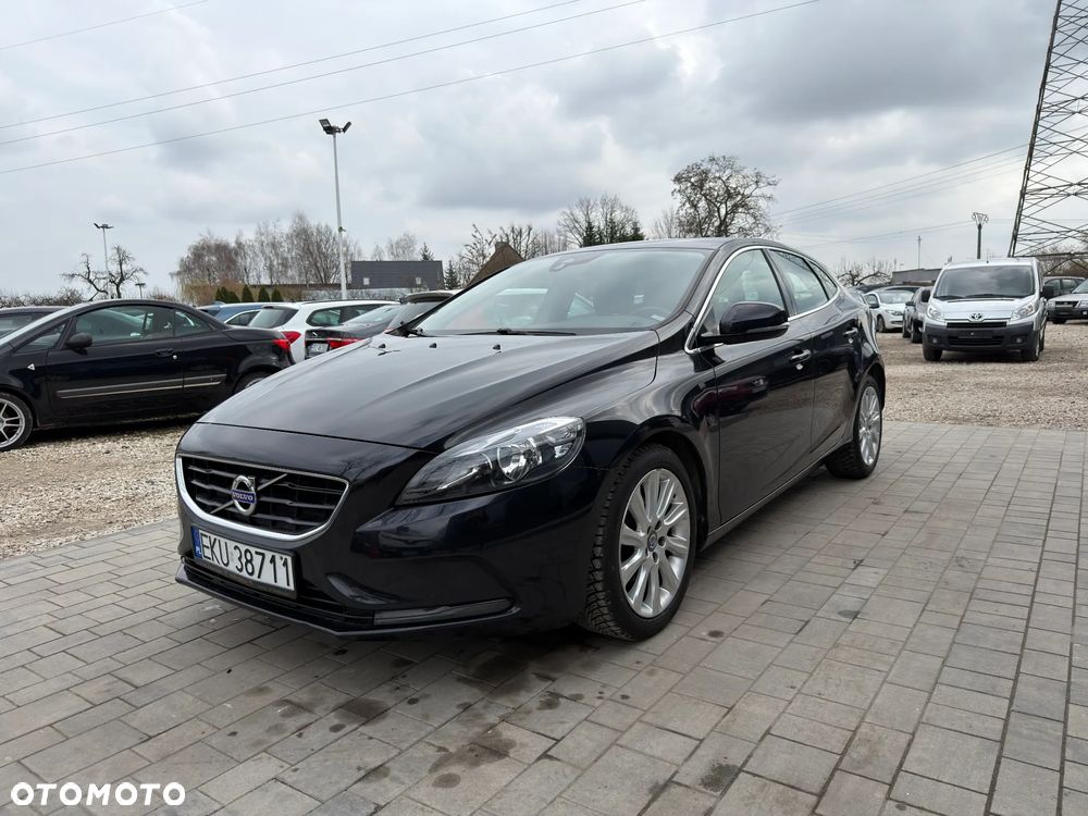 Volvo V40 D2 - 12