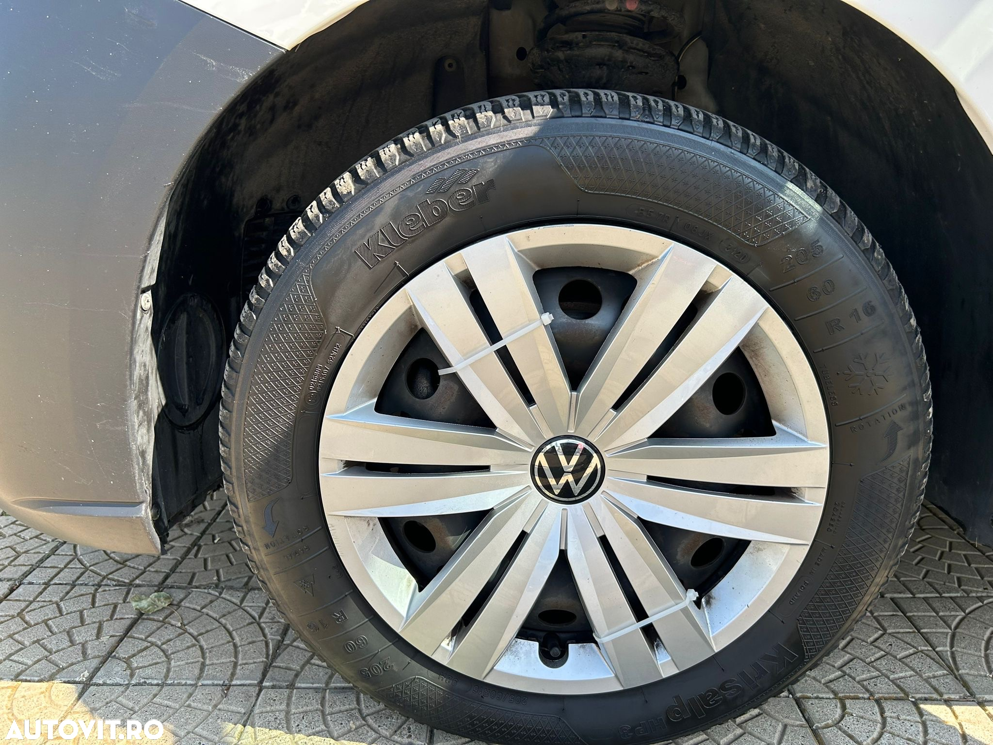 Volkswagen Caddy Cargo - 22