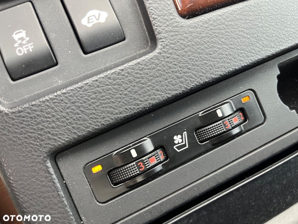 Lexus RX 450h F Impression - 22