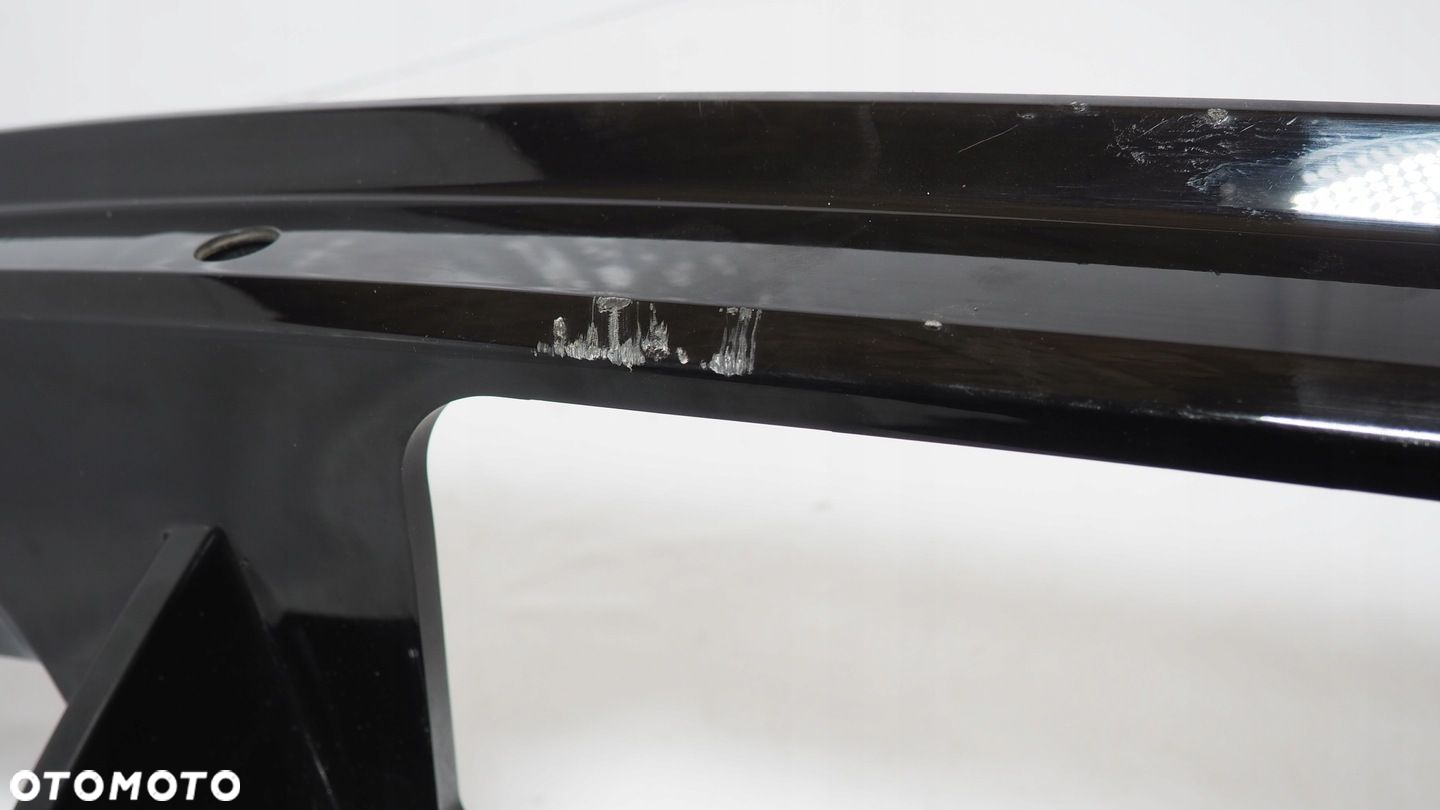 VW Tiguan R Line spoiler zderzaka tył 5NA807568G - 5