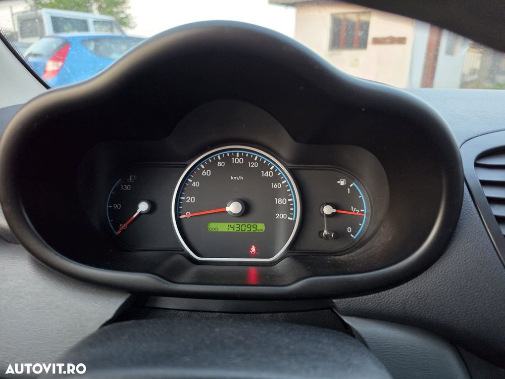 Hyundai i10 1.1 Edition Plus - 8