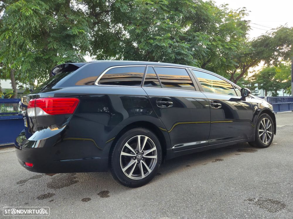 Toyota Avensis - 3