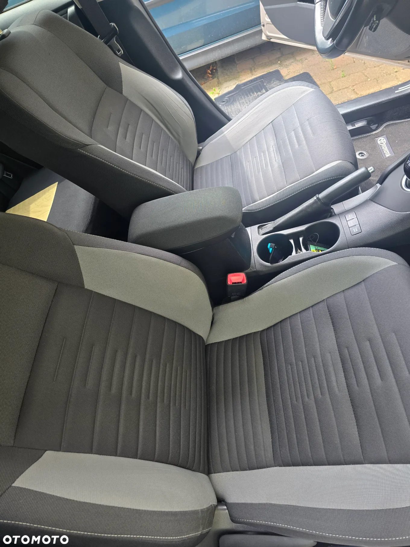 Toyota Auris - 2