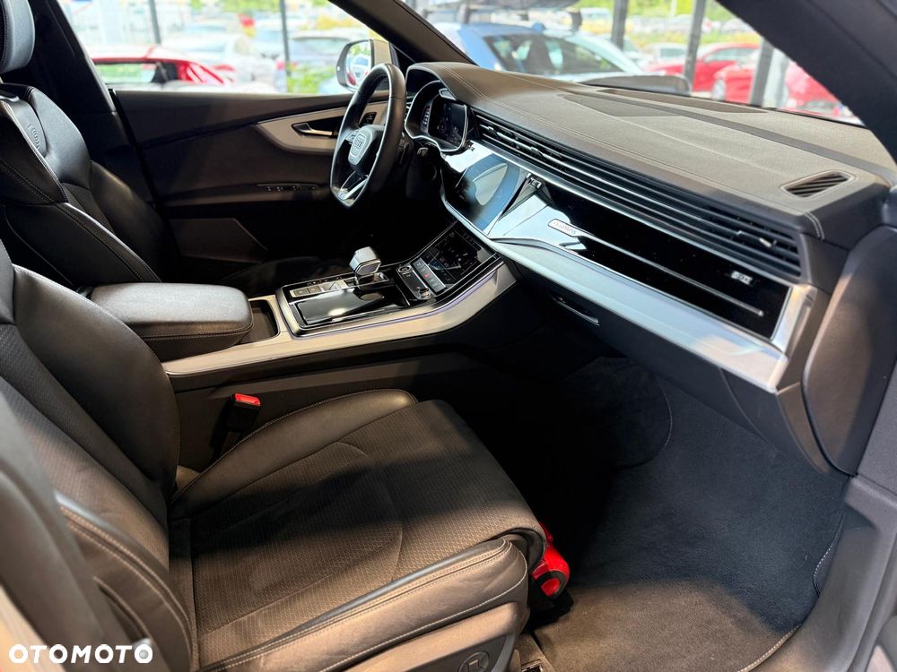 Audi Q8 50 TDI mHEV Quattro Black Edition Tiptronic - 12