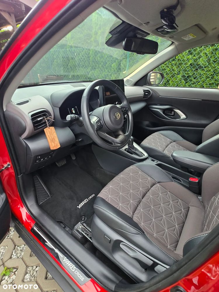 Toyota Yaris Cross Hybrid 1.5 Executive - 24