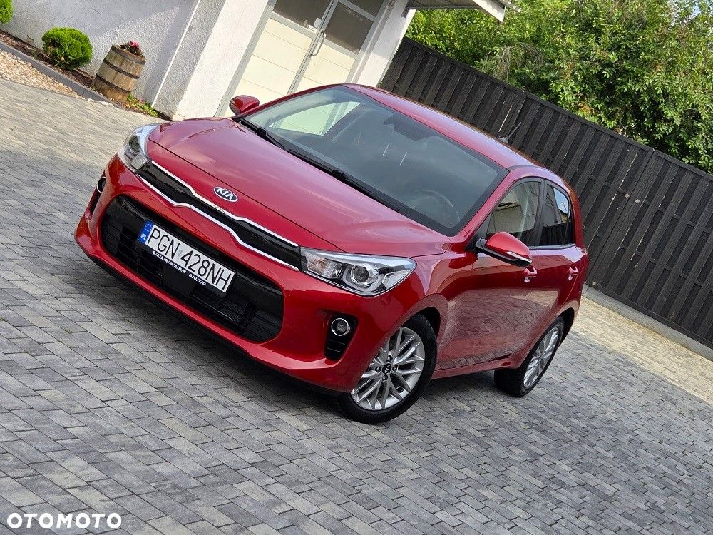 Kia Rio 1.2 Dream Team Edition - 33