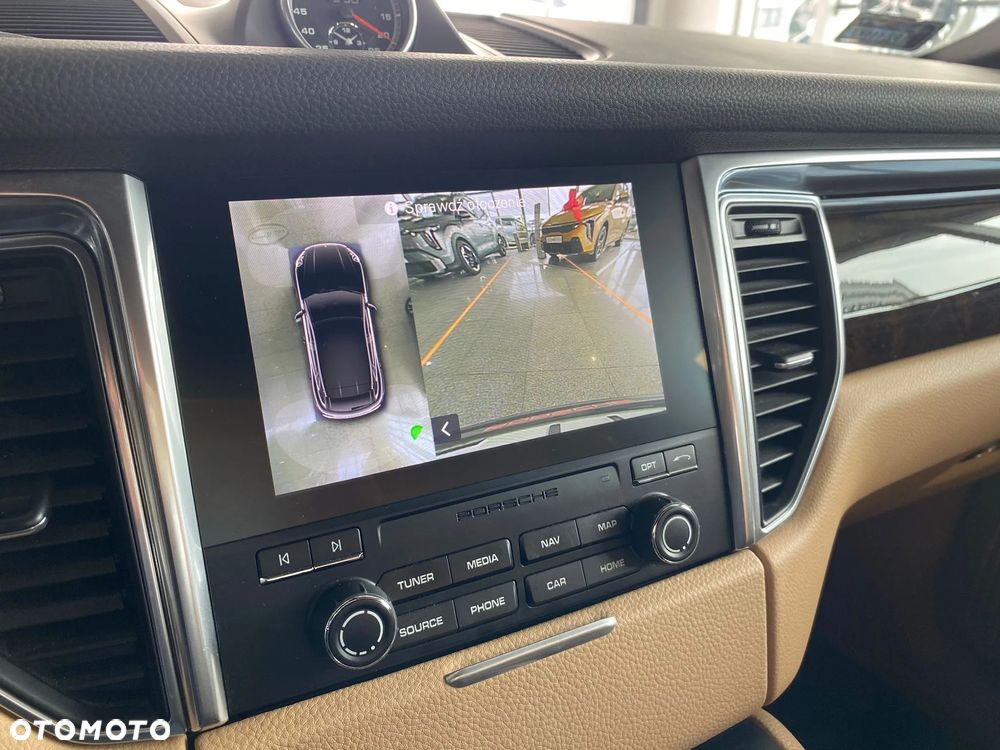 Porsche Macan Standard - 28