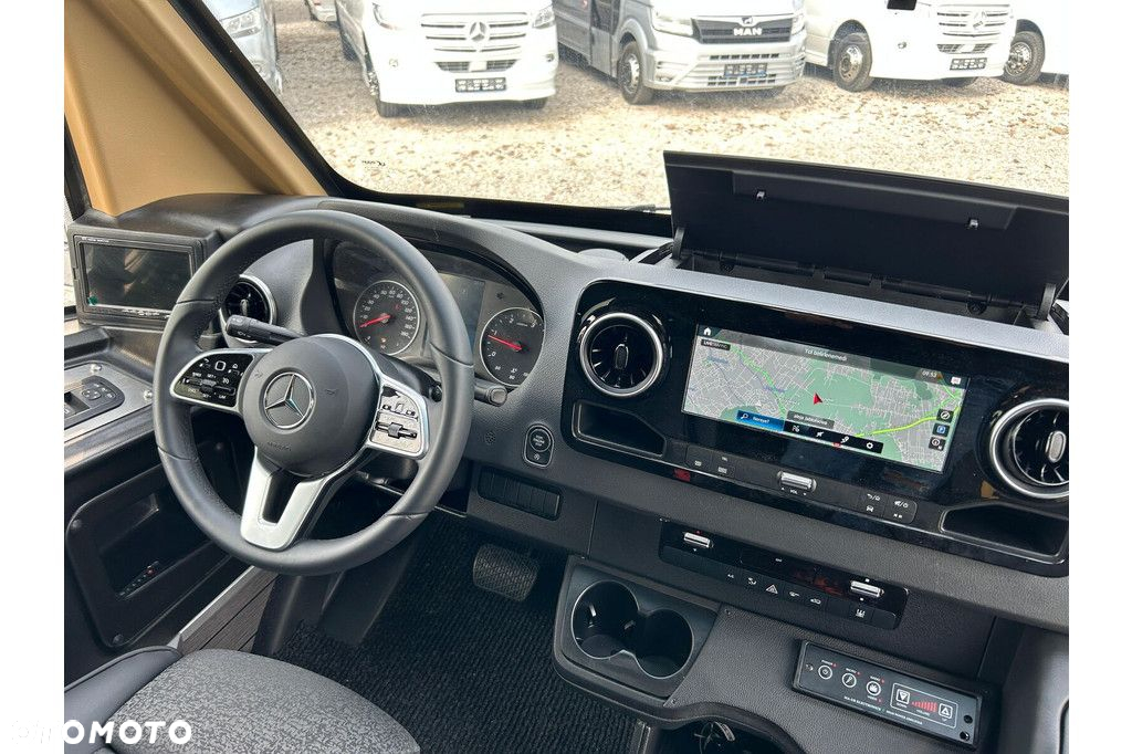 Mercedes-Benz Sprinter 519 - 14