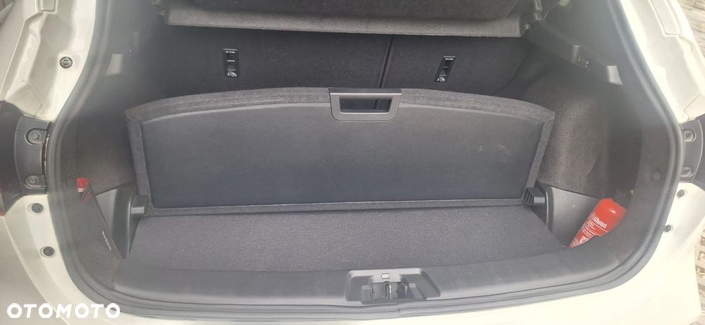 Nissan Qashqai 1.3 DIG-T N-Connecta - 17