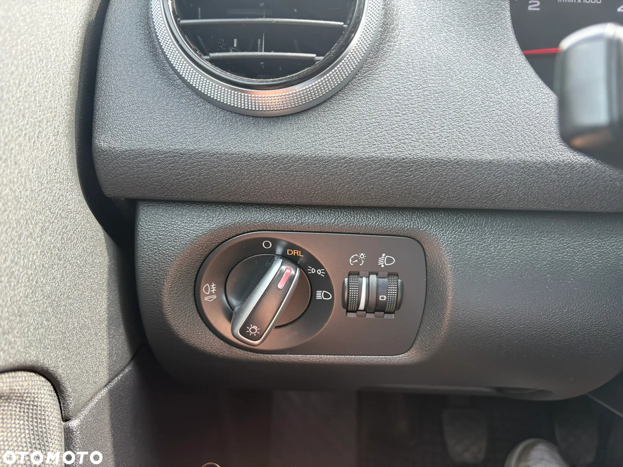 Audi A3 1.6 TDI DPF Attraction - 15
