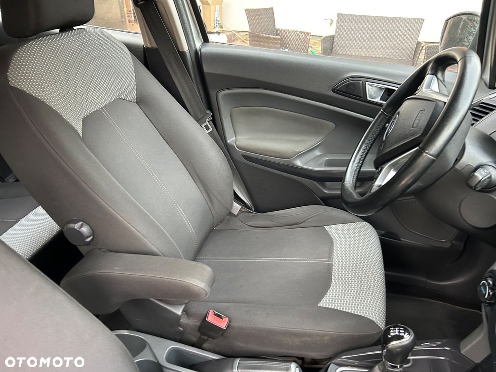Ford EcoSport - 24