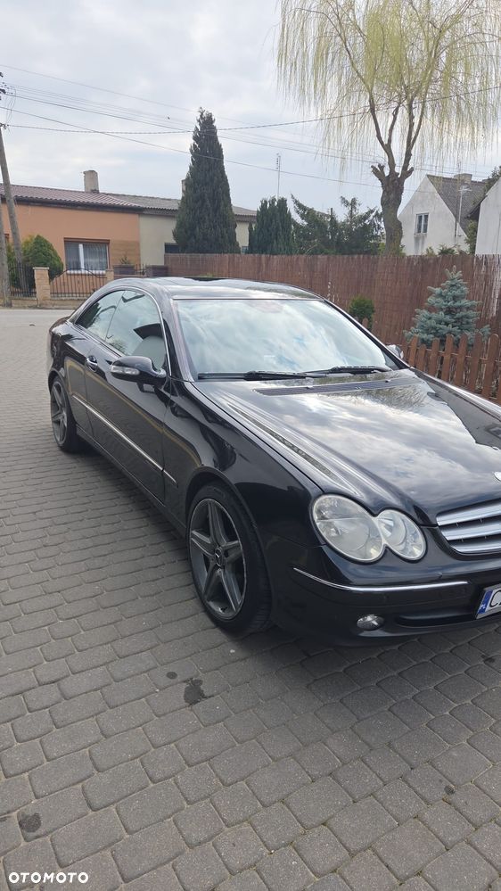 Mercedes-Benz CLK - 3