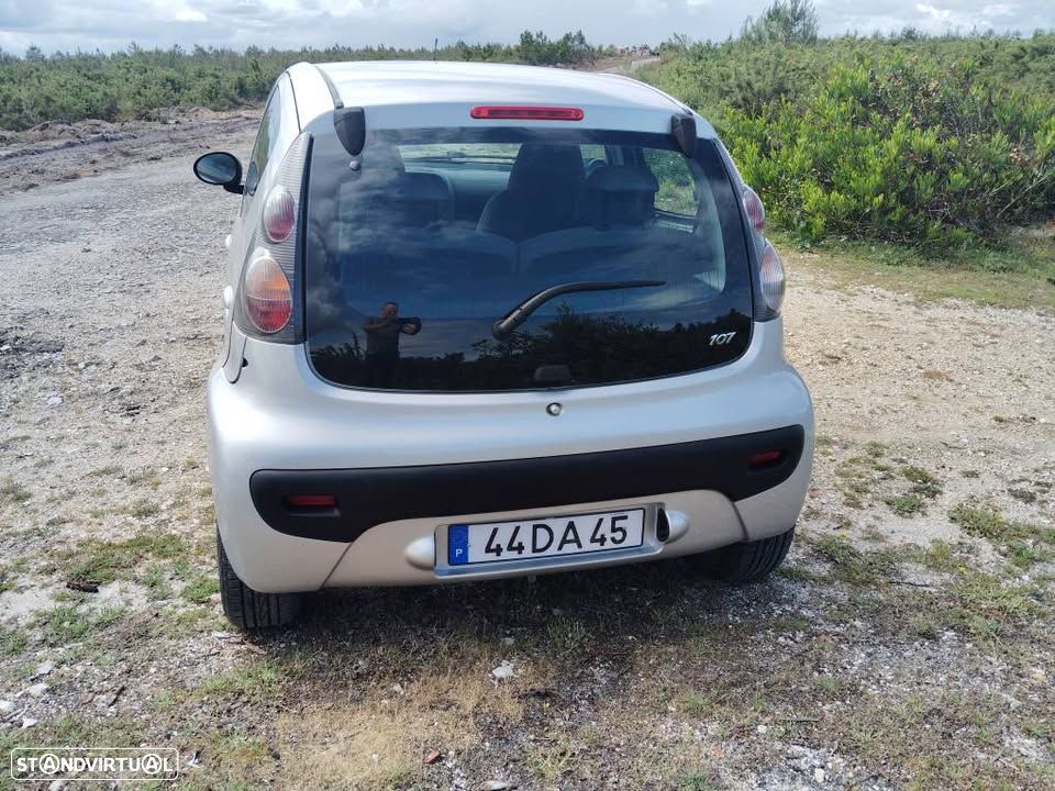 Peugeot 107 1.0 Urban - 4