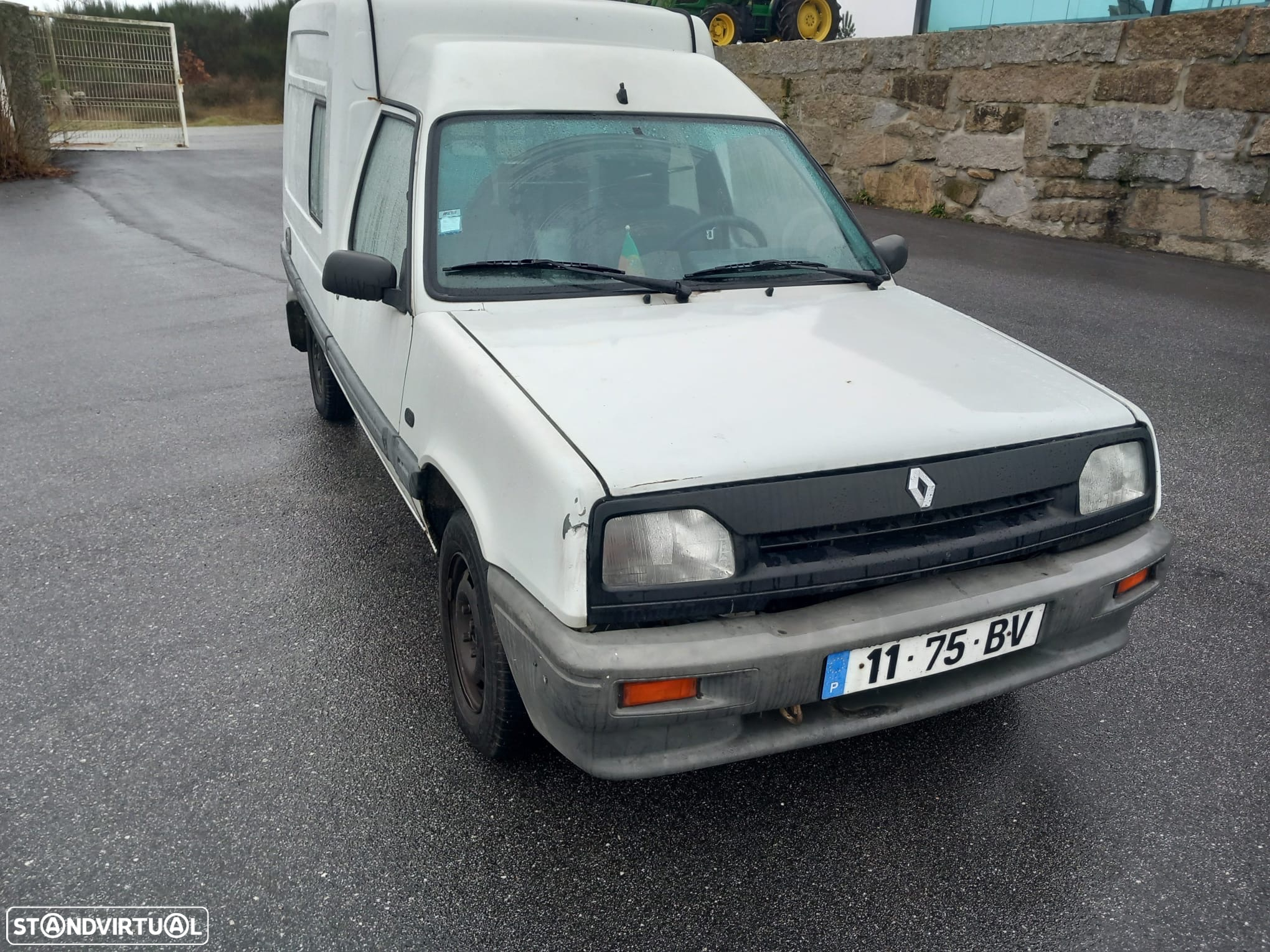 Renault Express - 4