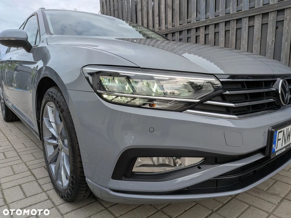 Volkswagen Passat 2.0 TDI SCR DSG - 3
