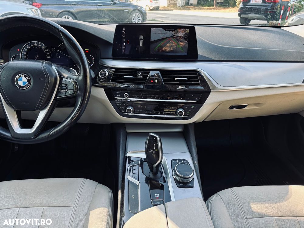 BMW Seria 5 520d Touring Aut. Luxury Line - 8