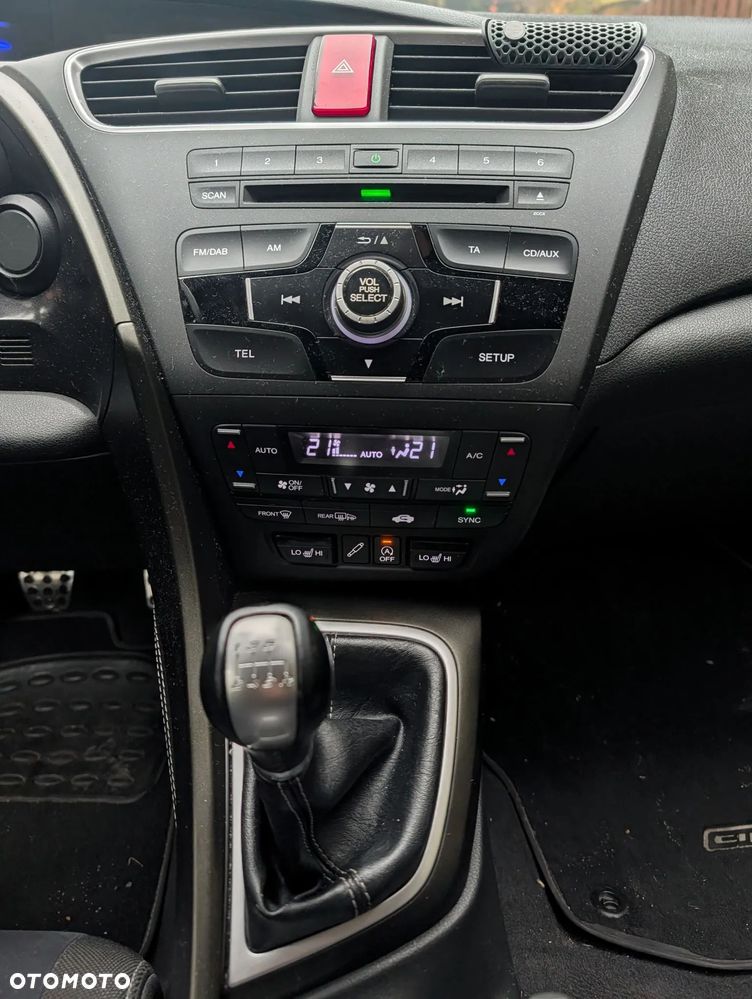 Honda Civic 2014 photo 2