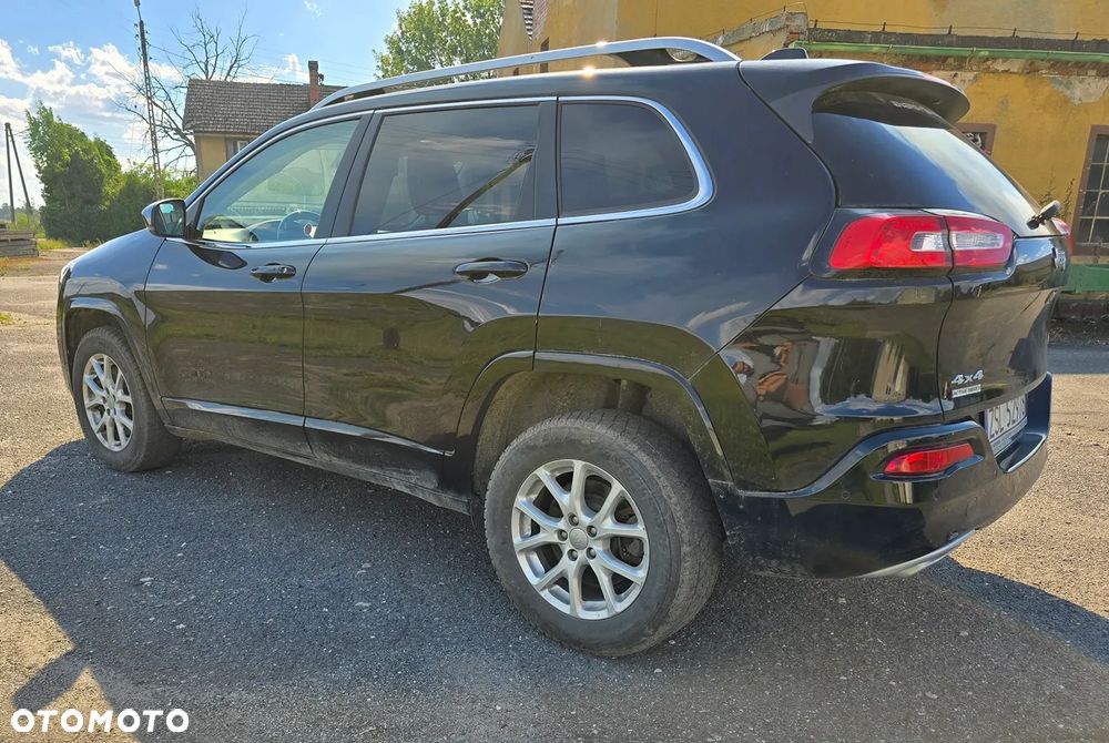 Jeep Cherokee - 7