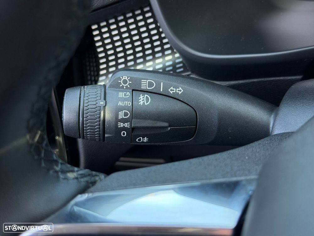 Volvo XC 40 1.5 T4 PHEV R-Design - 33