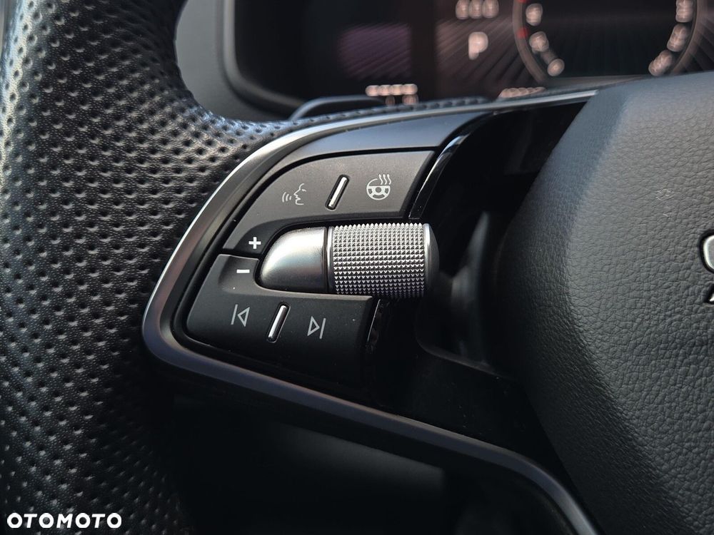 Skoda Karoq 1.5 TSI ACT Selection DSG - 17
