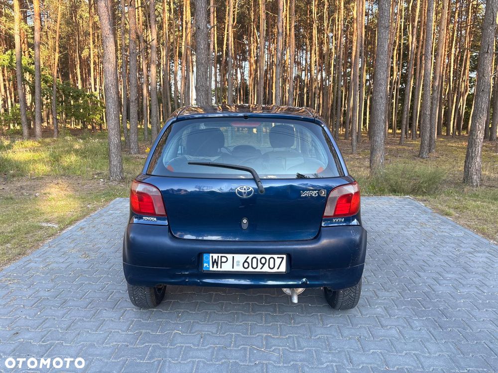 Toyota Yaris - 11