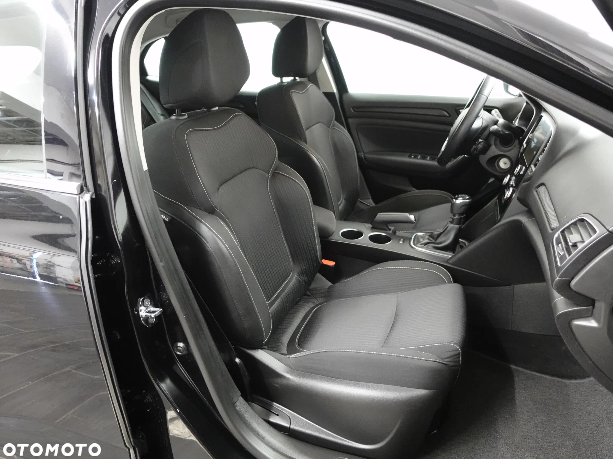 Renault Megane 1.2 Energy TCe Intens - 27