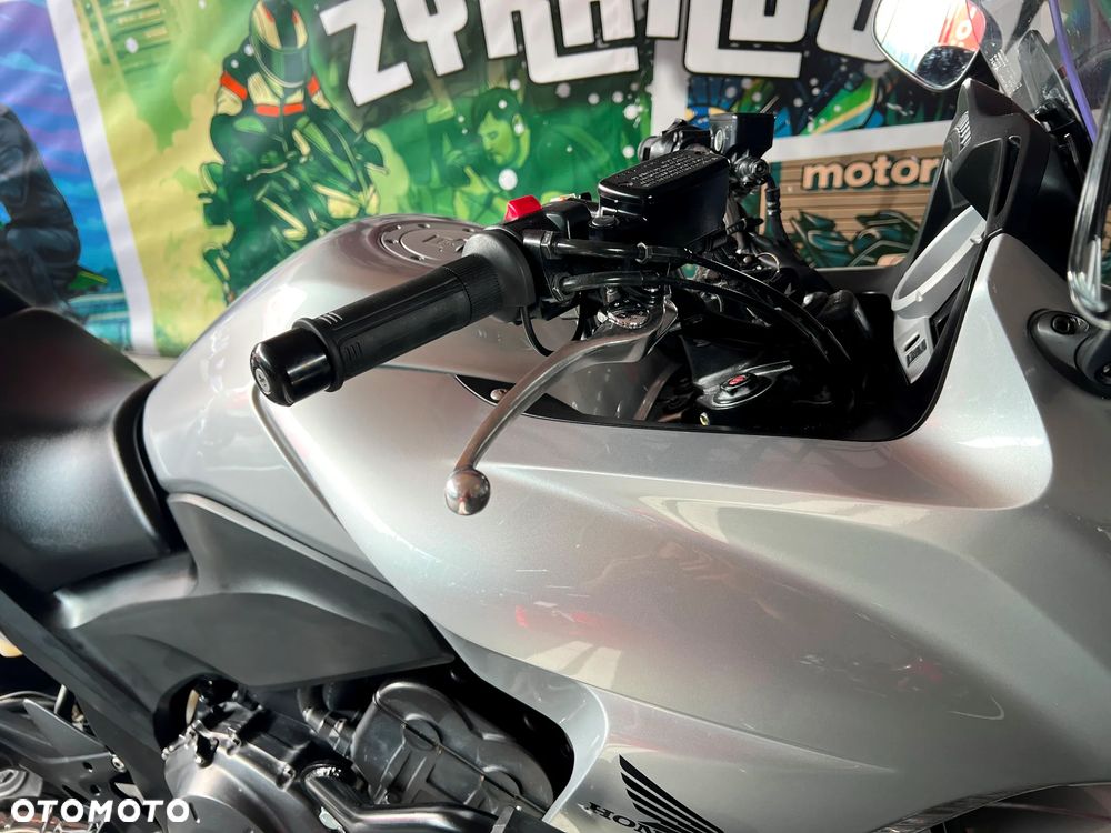 Honda CBF - 8