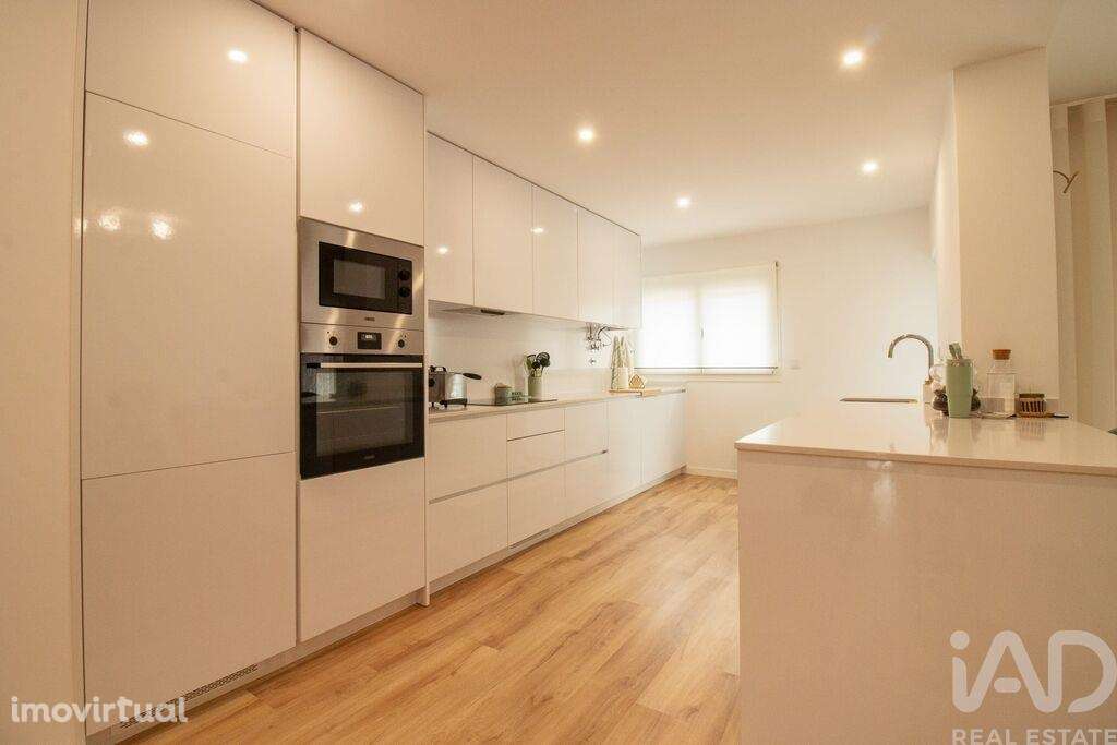 Apartamento T3 em Bombarral e Vale Covo de 110 m2 - Grande imagem: 2/26