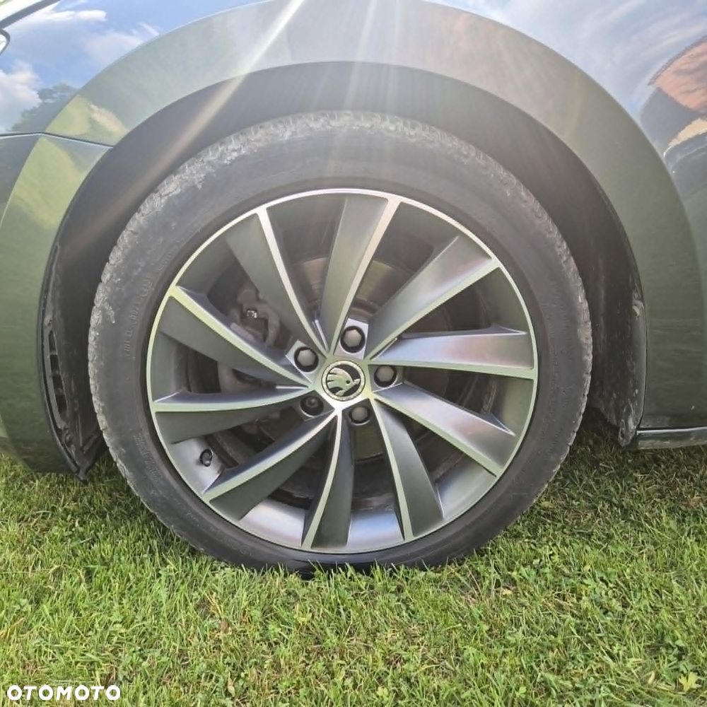 Skoda Superb 2.0 TDI L&K DSG - 7