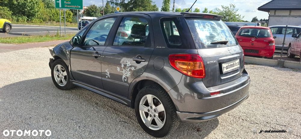 Suzuki SX4 - 5